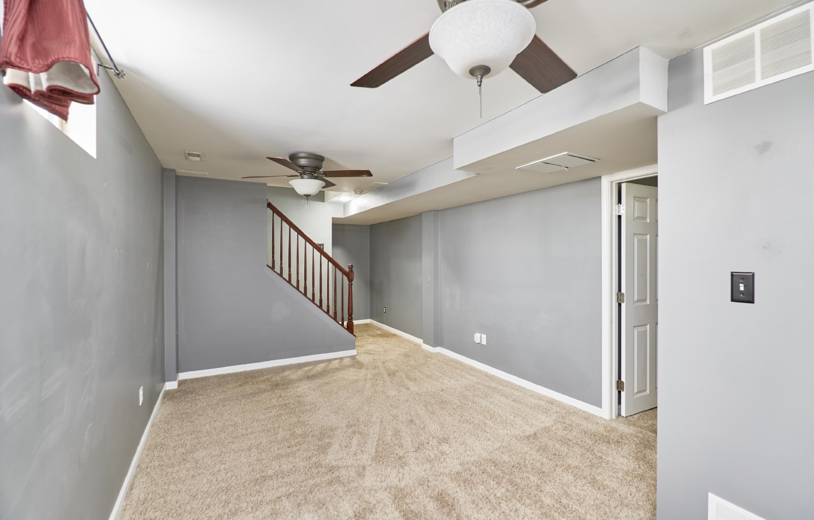 274 Tyndale Dr property image