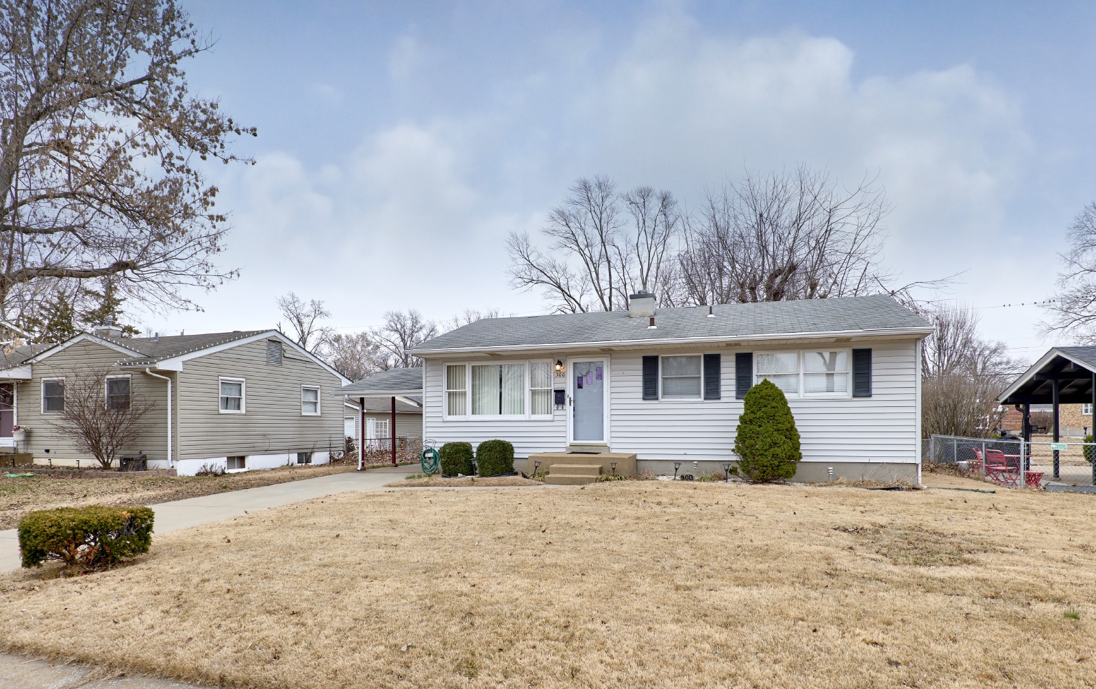 300 St Jacques St property image