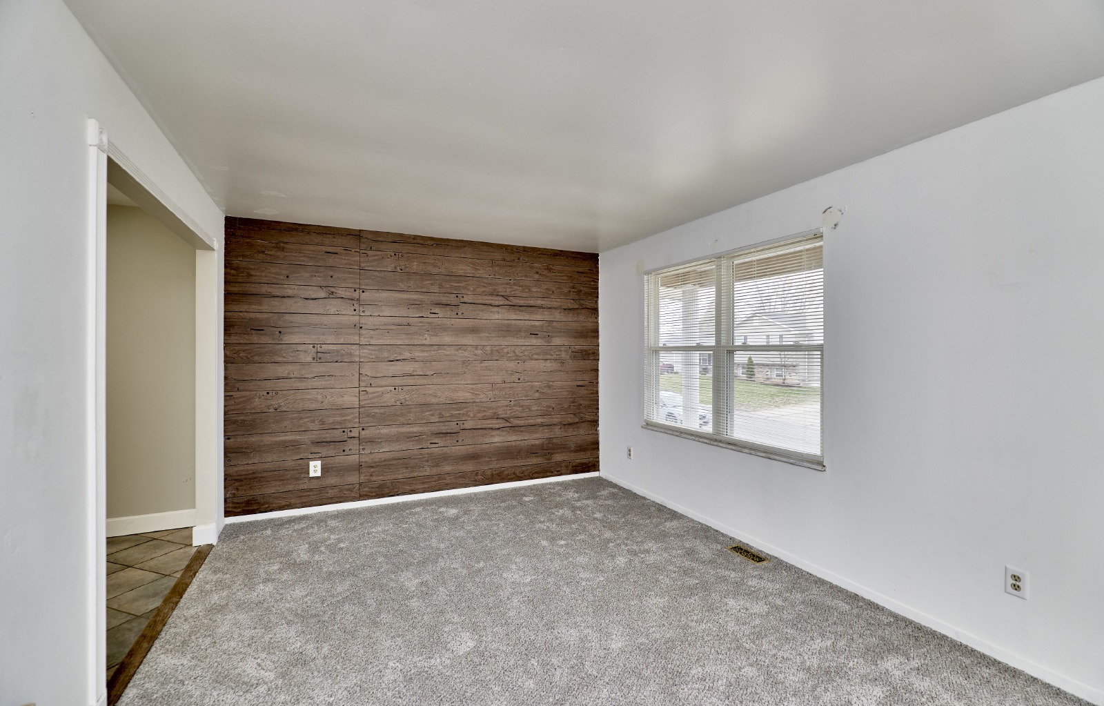 21 Universal Dr property image