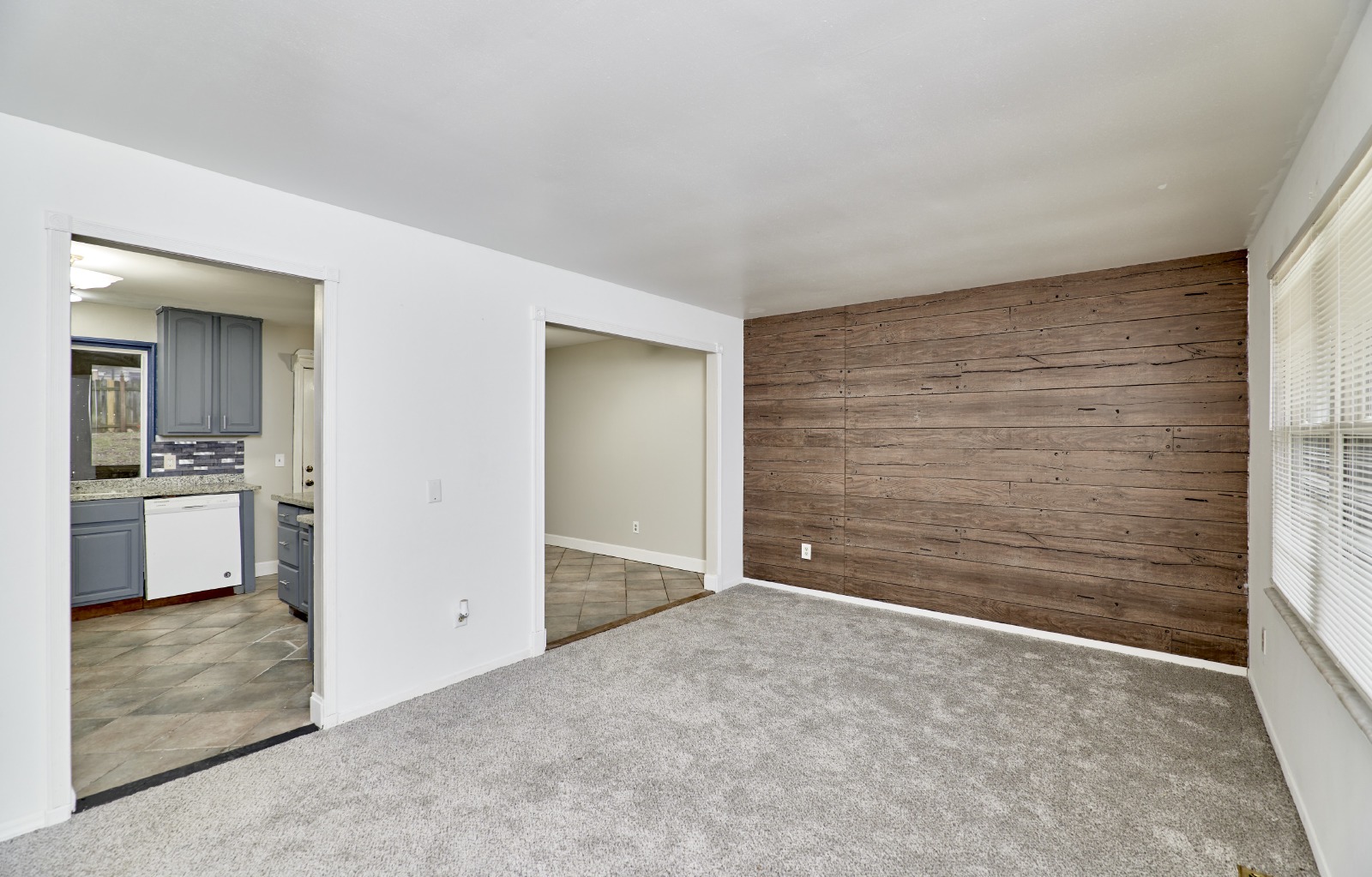 21 Universal Dr property image