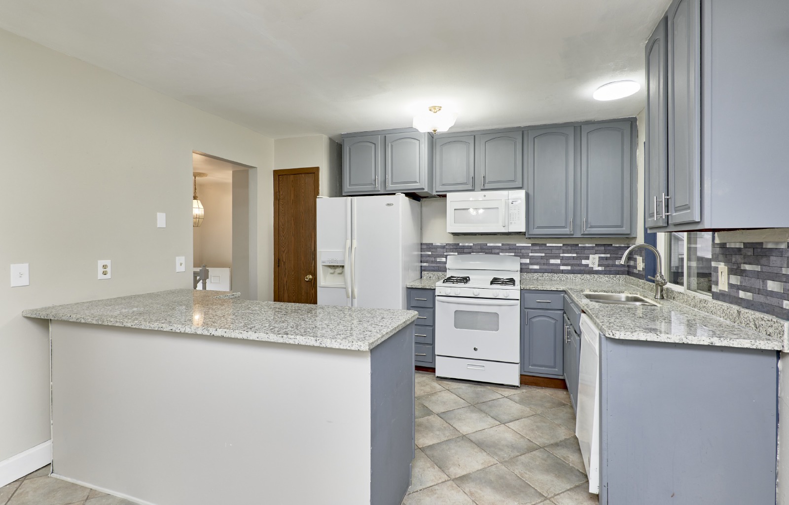 21 Universal Dr property image