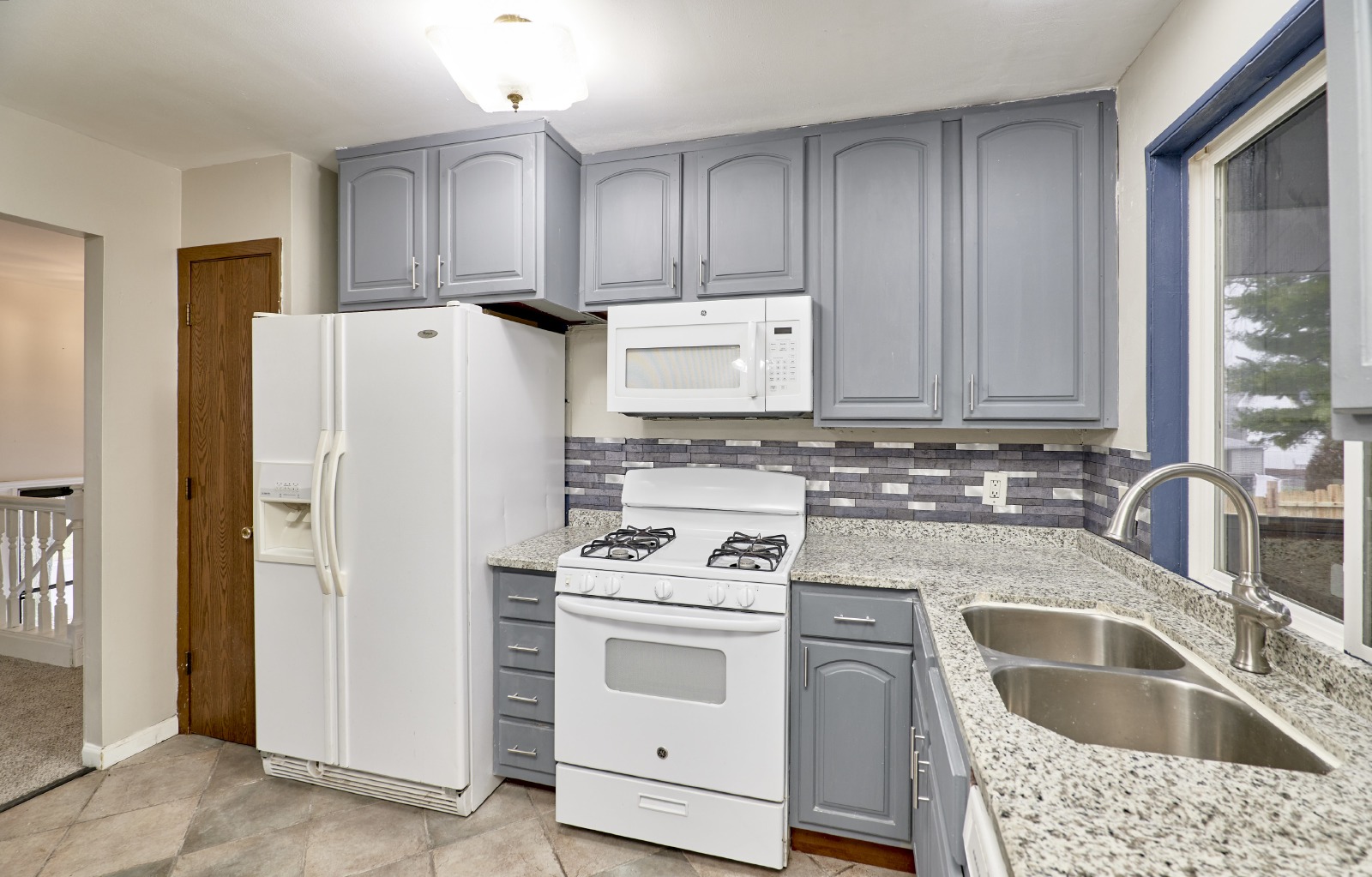 21 Universal Dr property image