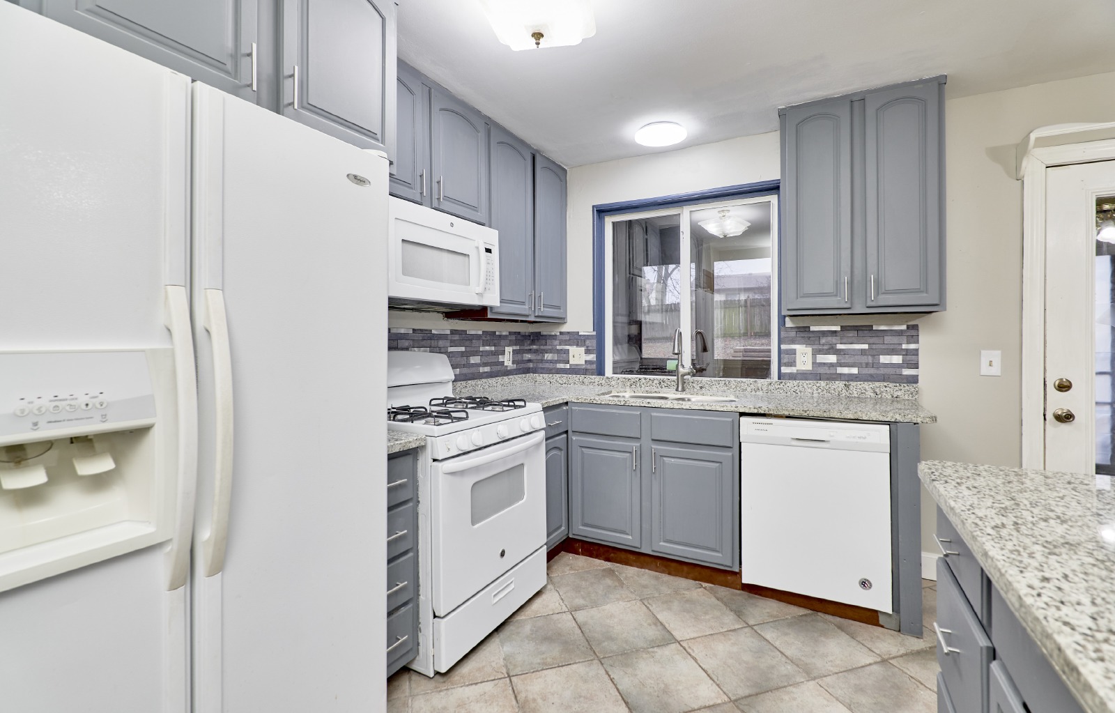 21 Universal Dr property image