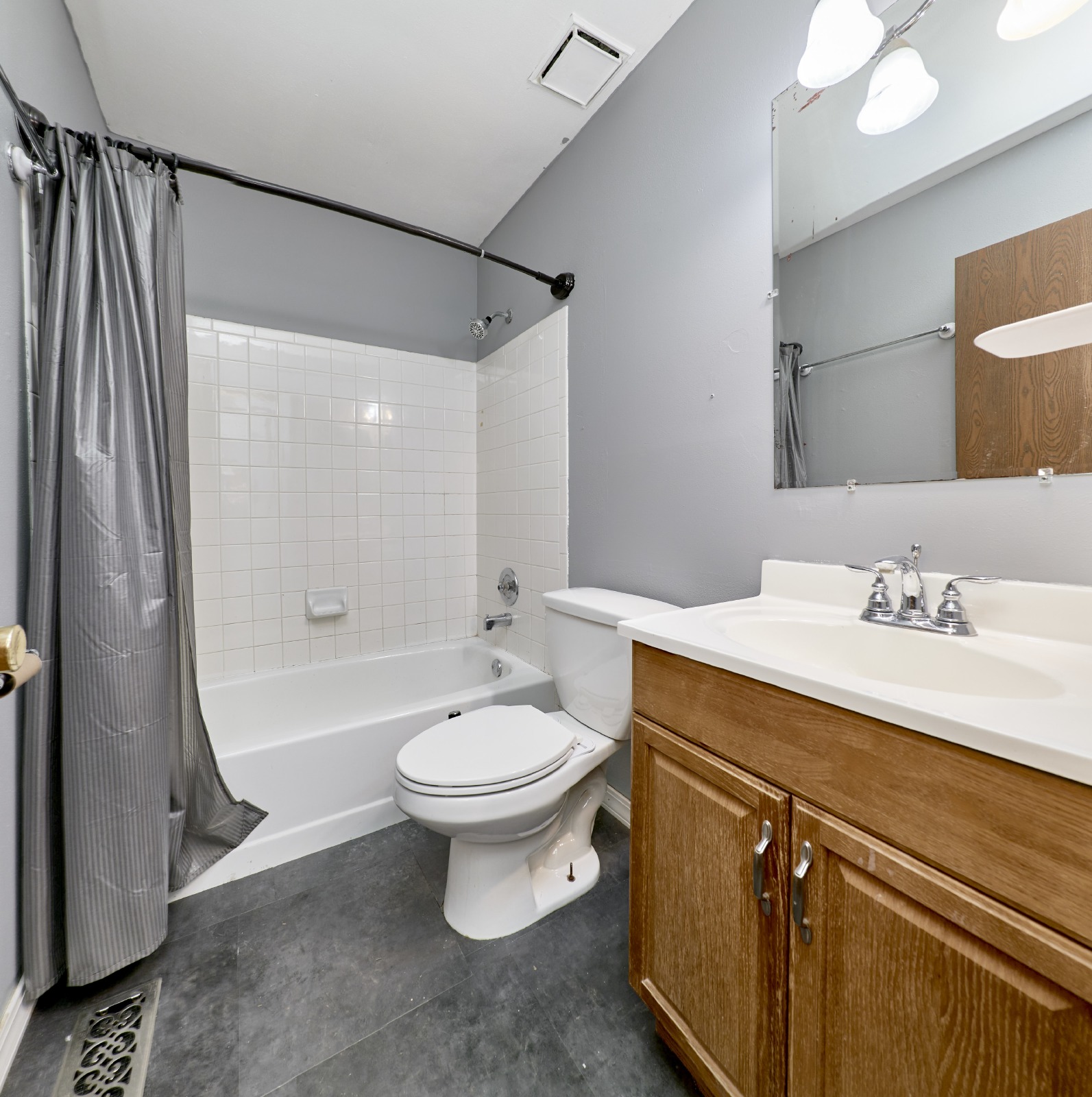 21 Universal Dr property image