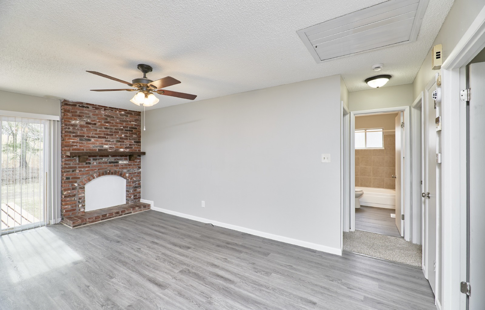 6918 Candlewick Way property image