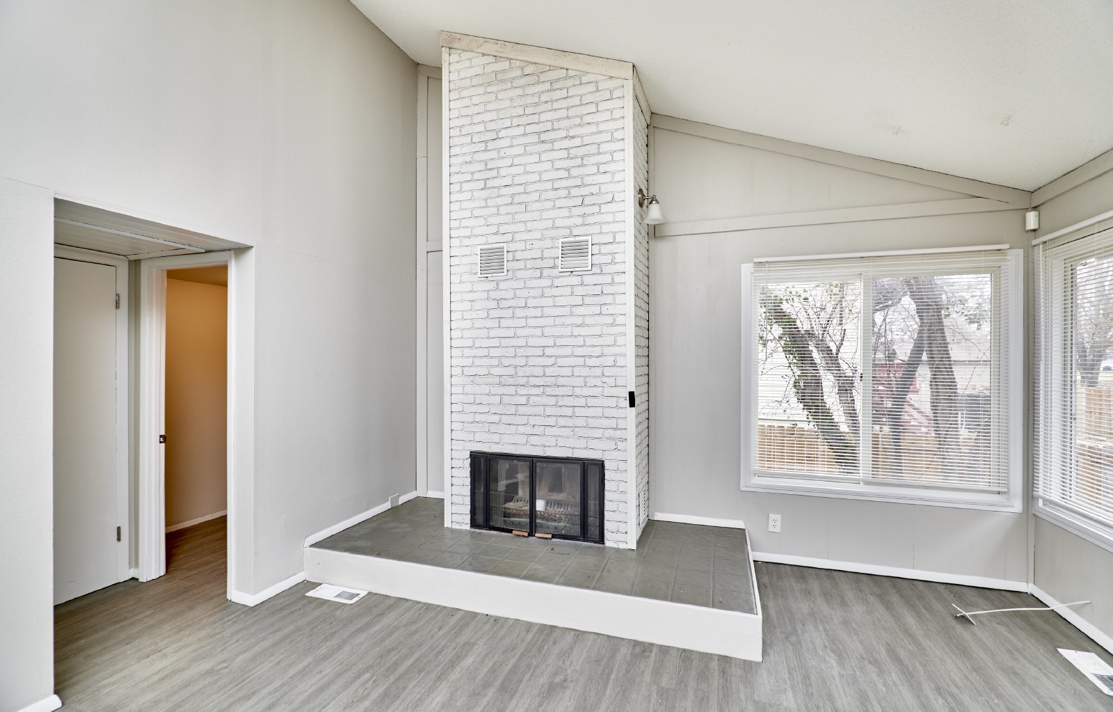 1622 Barkwood Dr property image