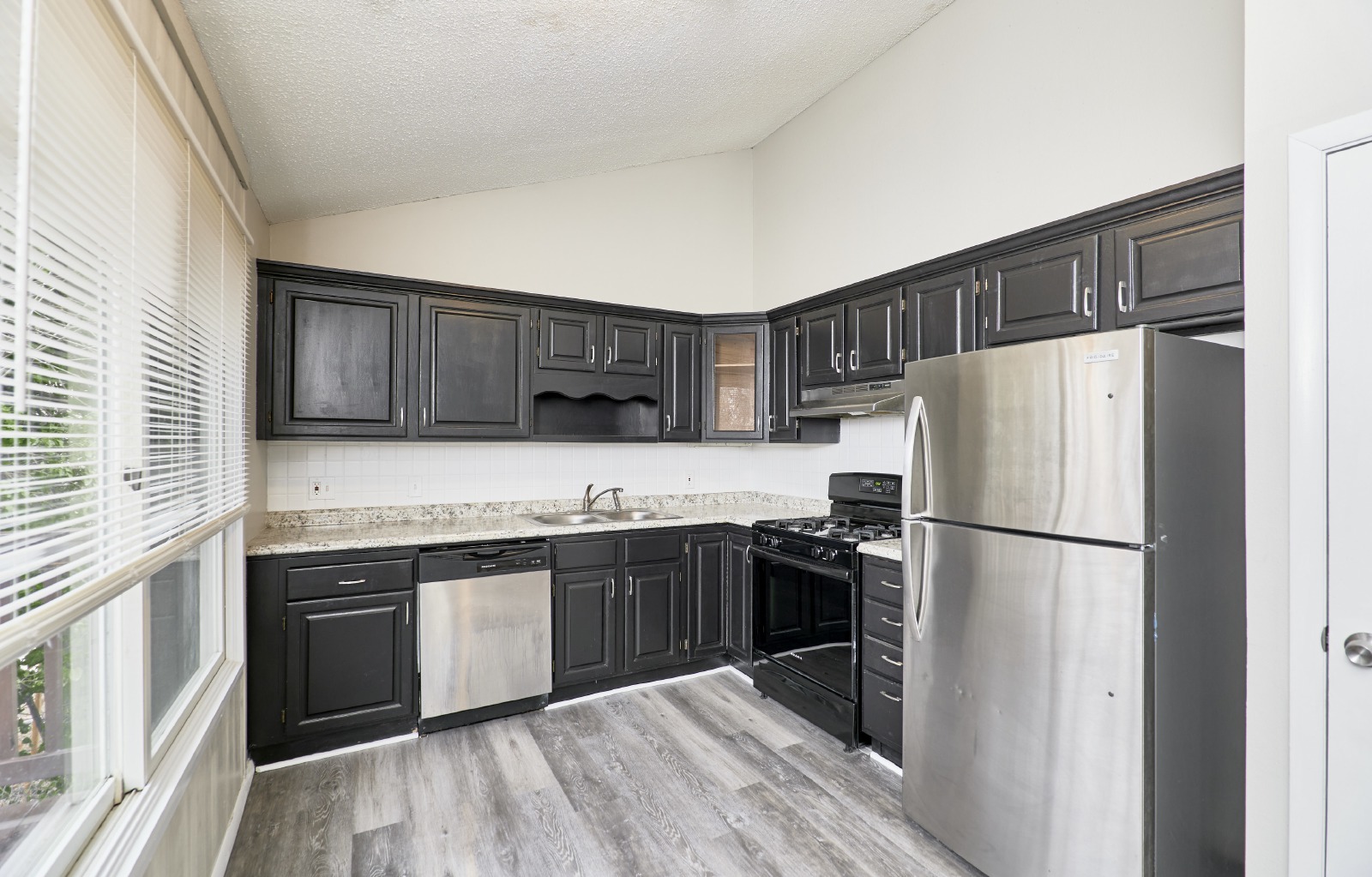 1622 Barkwood Dr property image