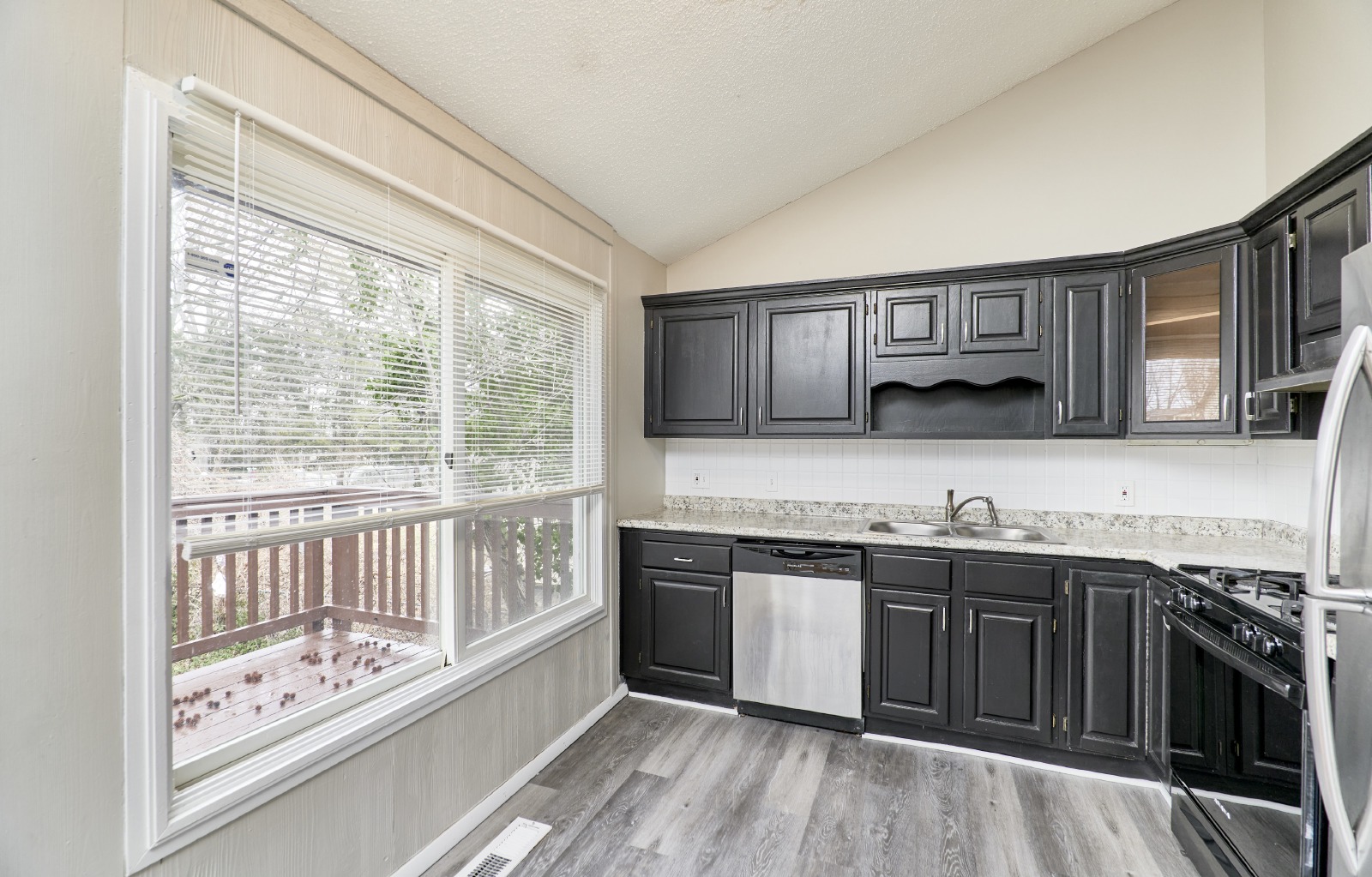 1622 Barkwood Dr property image