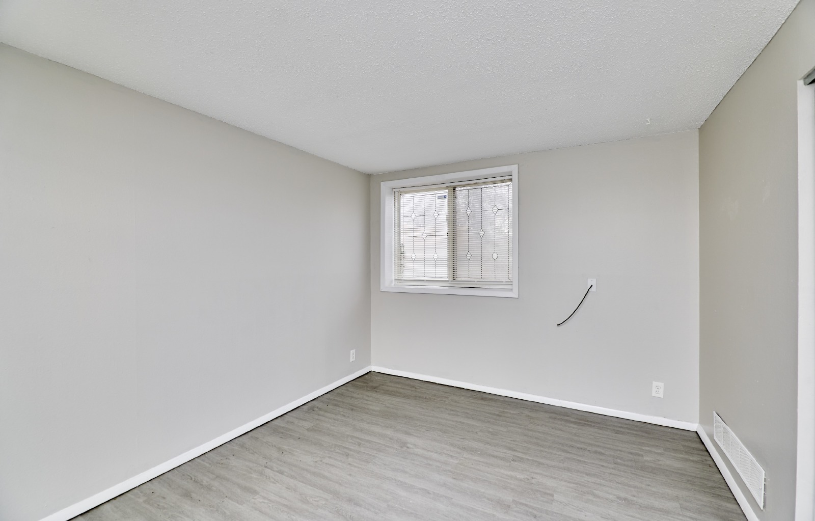 1622 Barkwood Dr property image