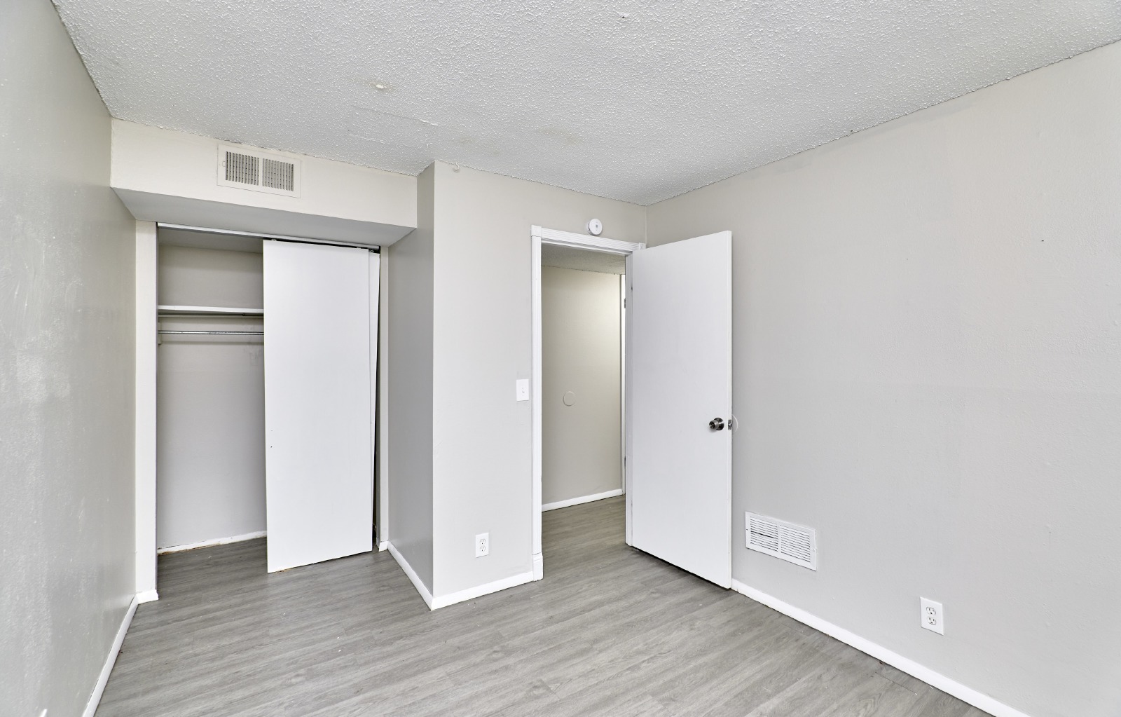 1622 Barkwood Dr property image