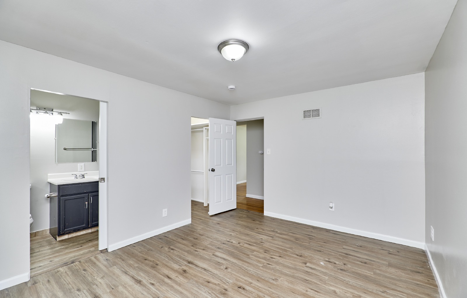 1125 meadowlark Dr property image