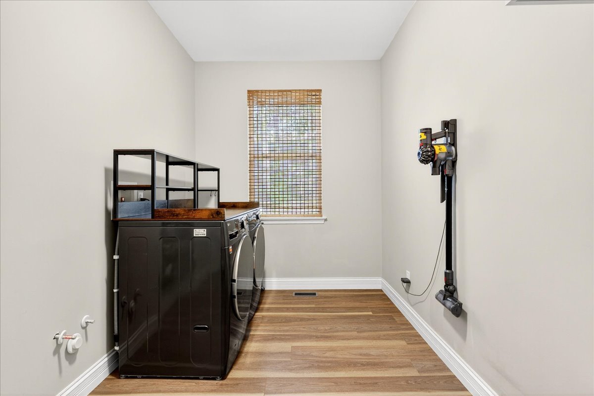 415 Filipp Ln property image