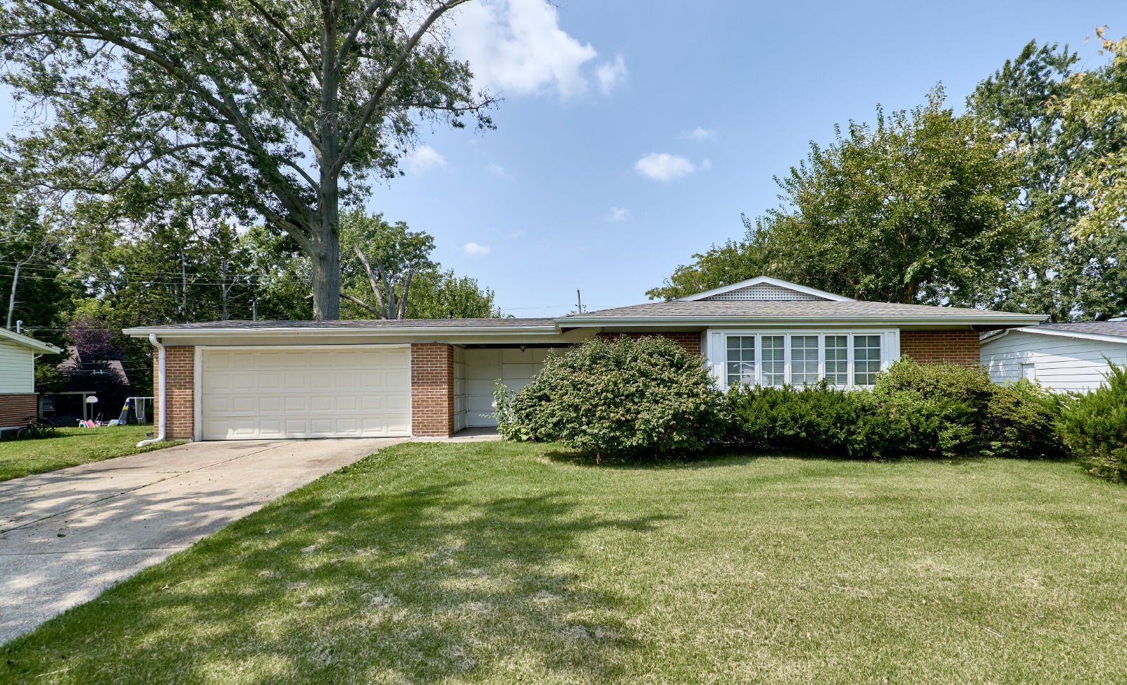 1495 Tremont Dr property image