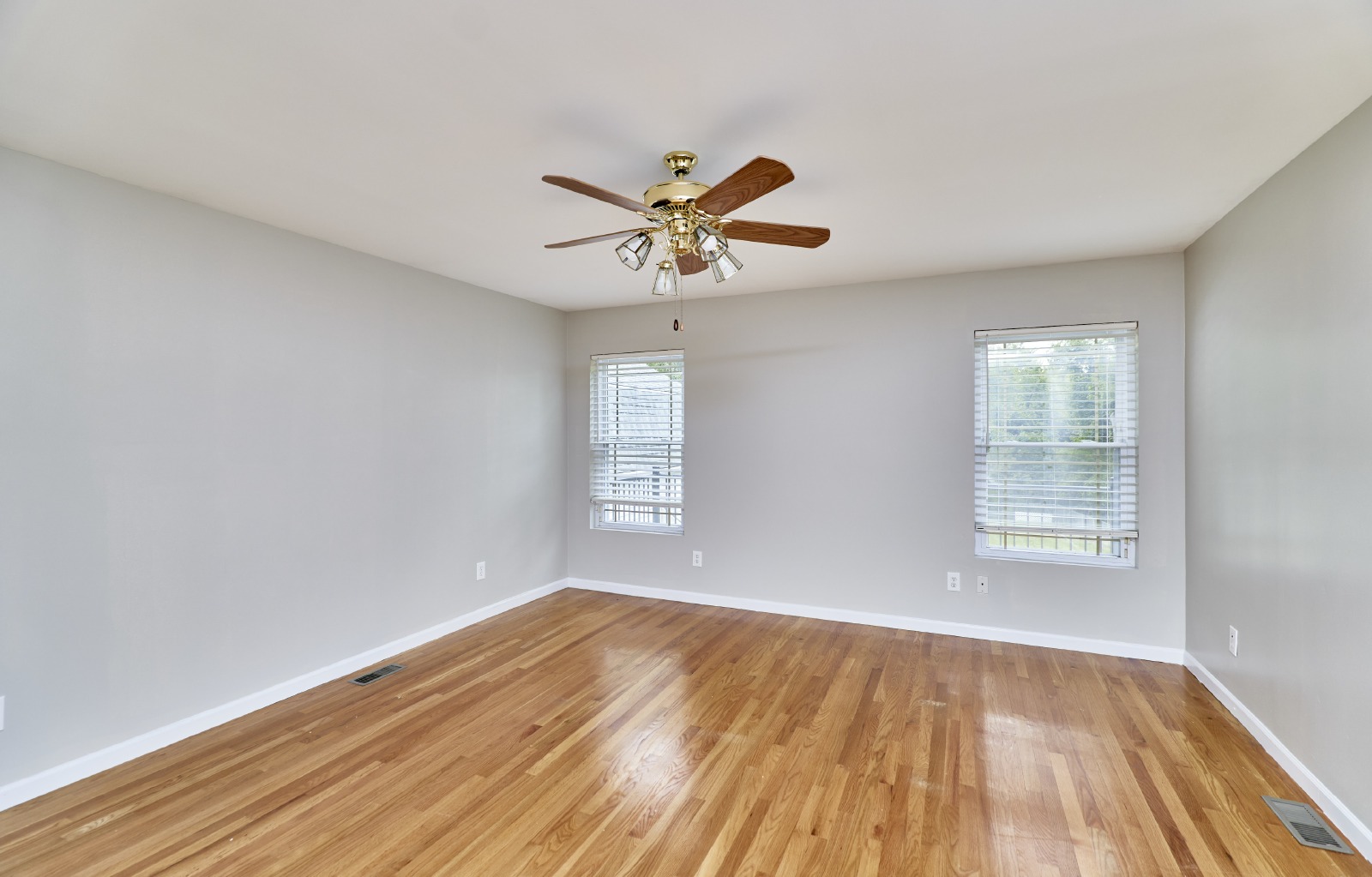 9139 E. Milton Ave property image