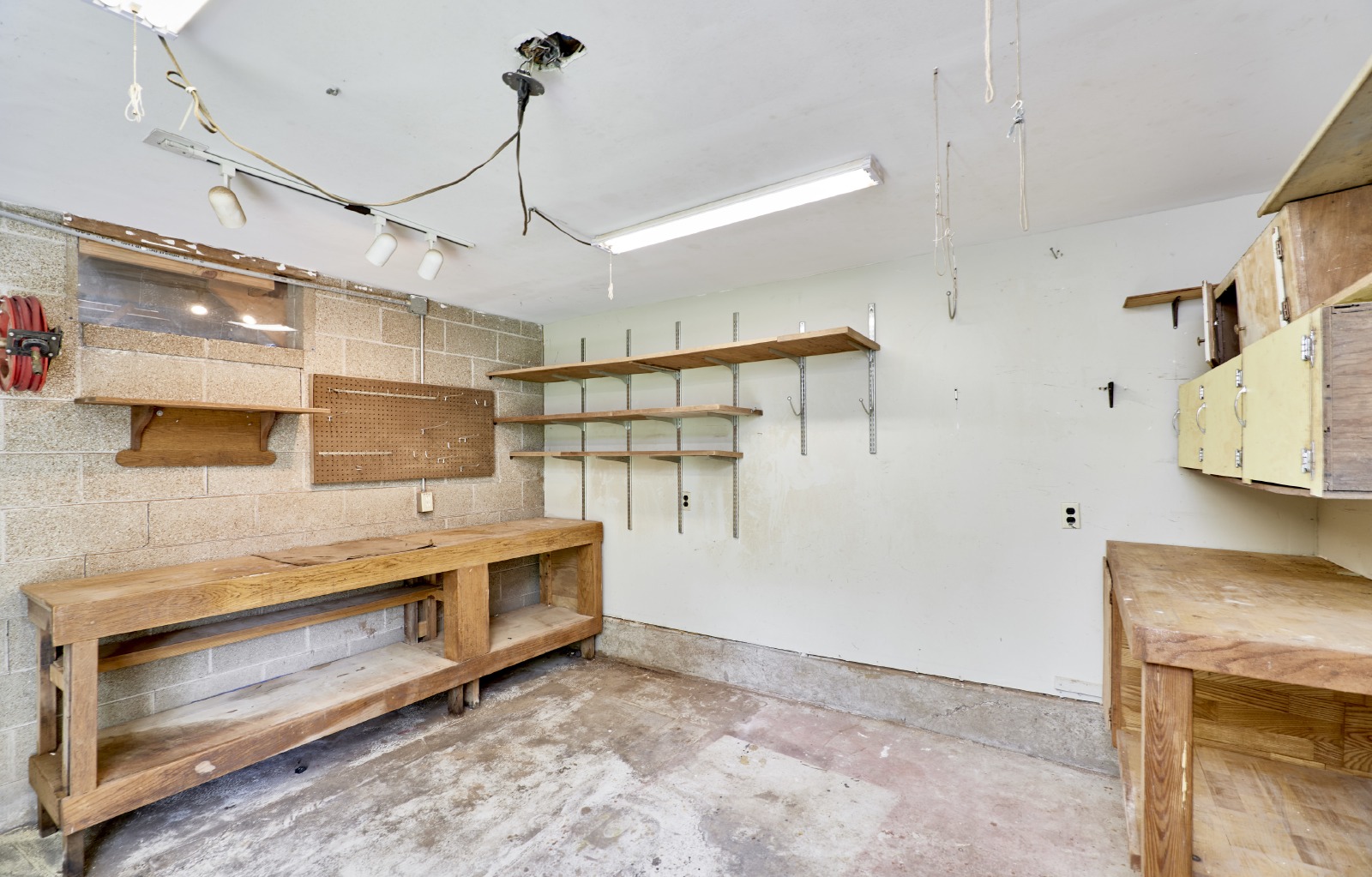 9139 E. Milton Ave property image