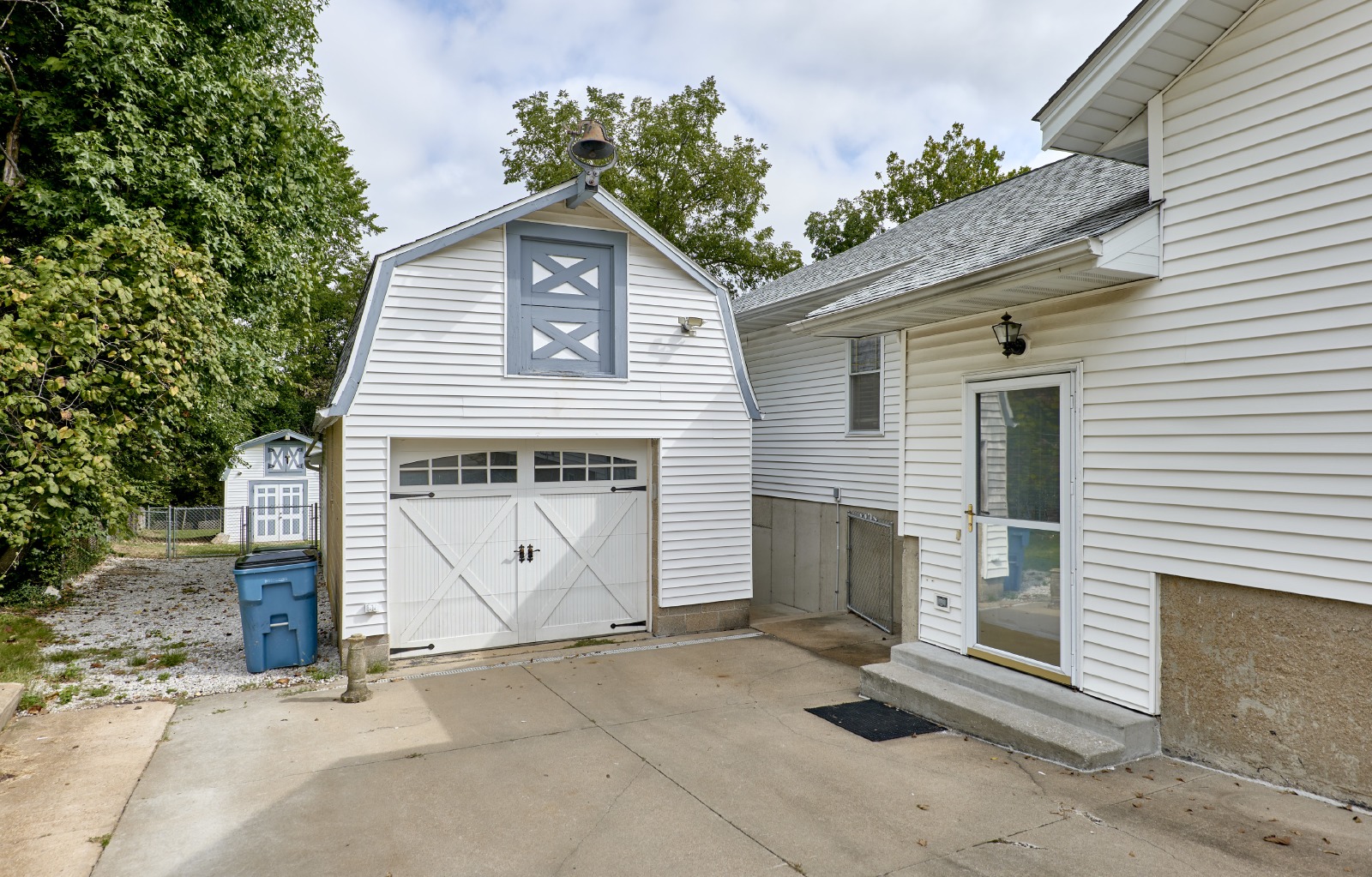 9139 E. Milton Ave property image