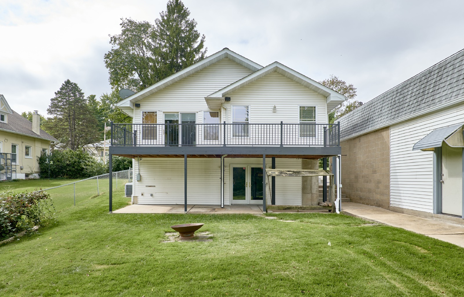 9139 E. Milton Ave property image